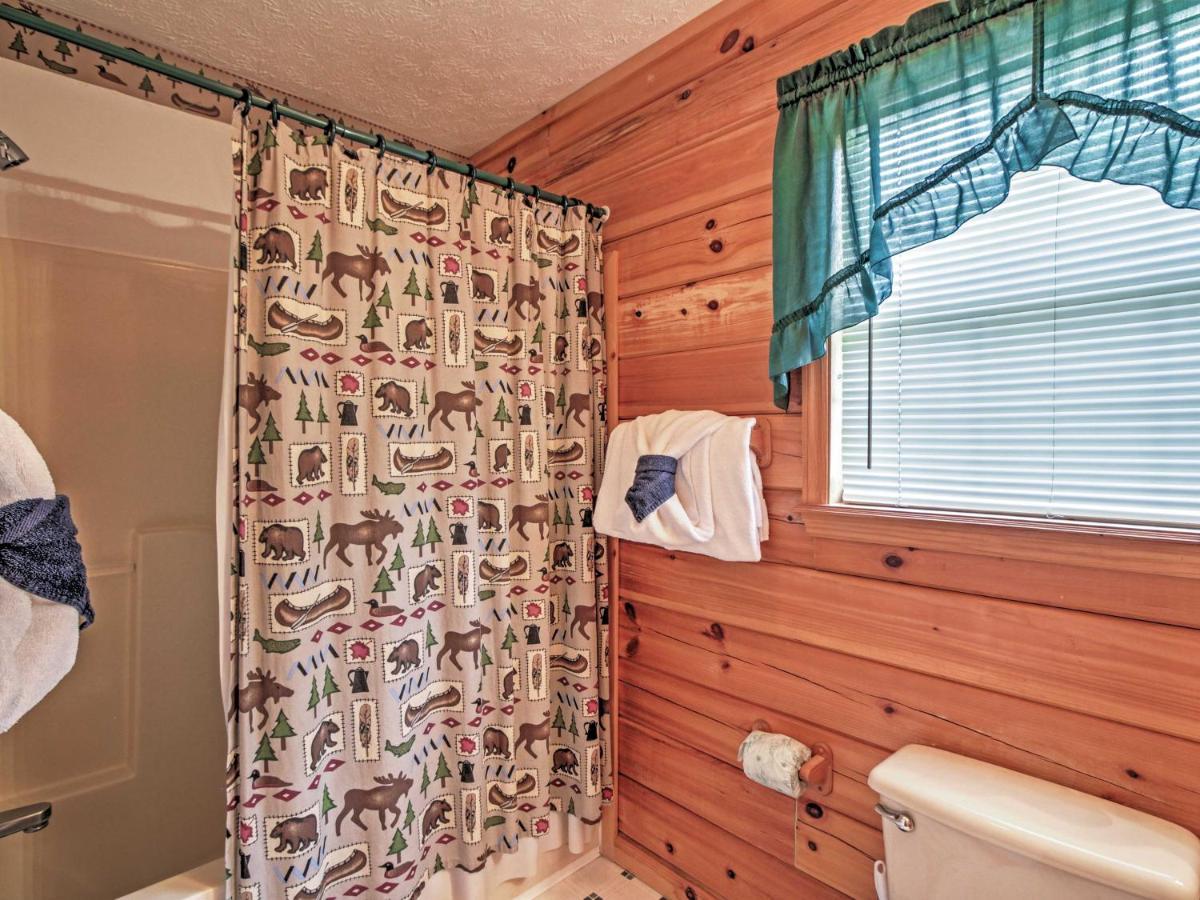 Idyllic Cabin With Hot Tub Less Than 2 Mi To Dollywood! Sevierville Kültér fotó