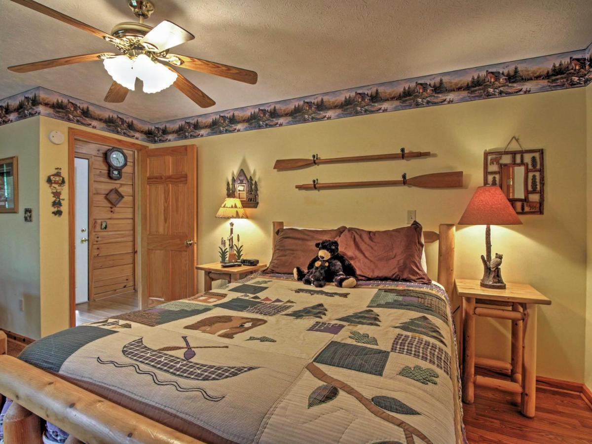 Idyllic Cabin With Hot Tub Less Than 2 Mi To Dollywood! Sevierville Kültér fotó